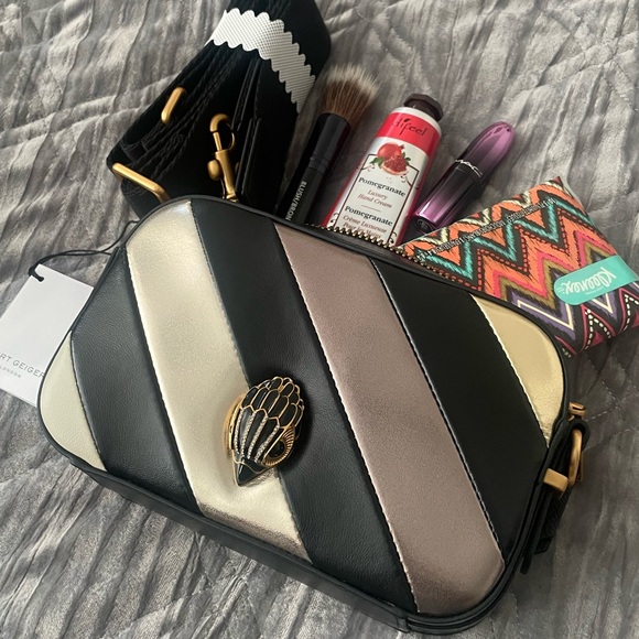💄 Kurt Geiger Soho Leather Camera Bag - Picture 1 of 16
